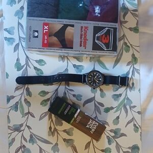 Black Analog Watch with Leather Strap And  Pack Of 3 Briefs Or Eye Cream For HiM